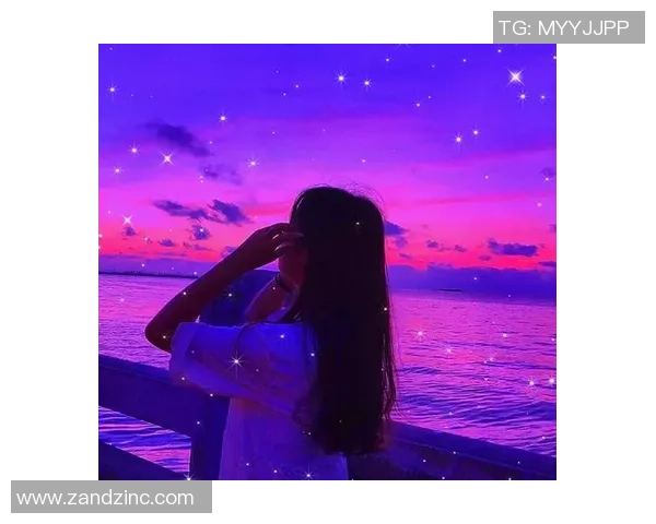 神仙头像下的足球明星女生们展现青春活力与运动魅力的完美结合